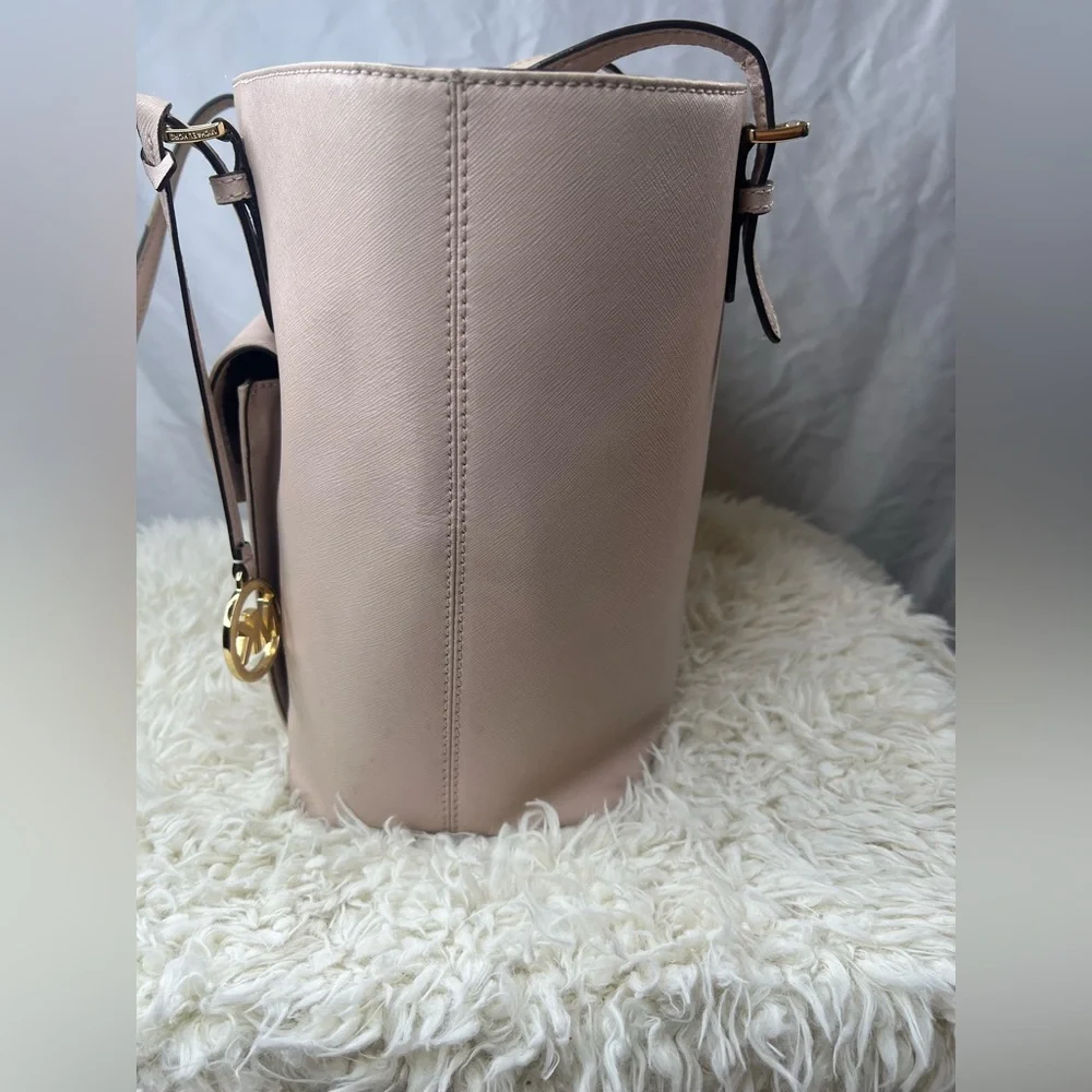 Michael Kors Jet Set Travel Leather Tote Bag Blush Pink Large Gold Charm